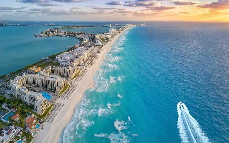 Cancun Plaza By Andiani Travel Apartment