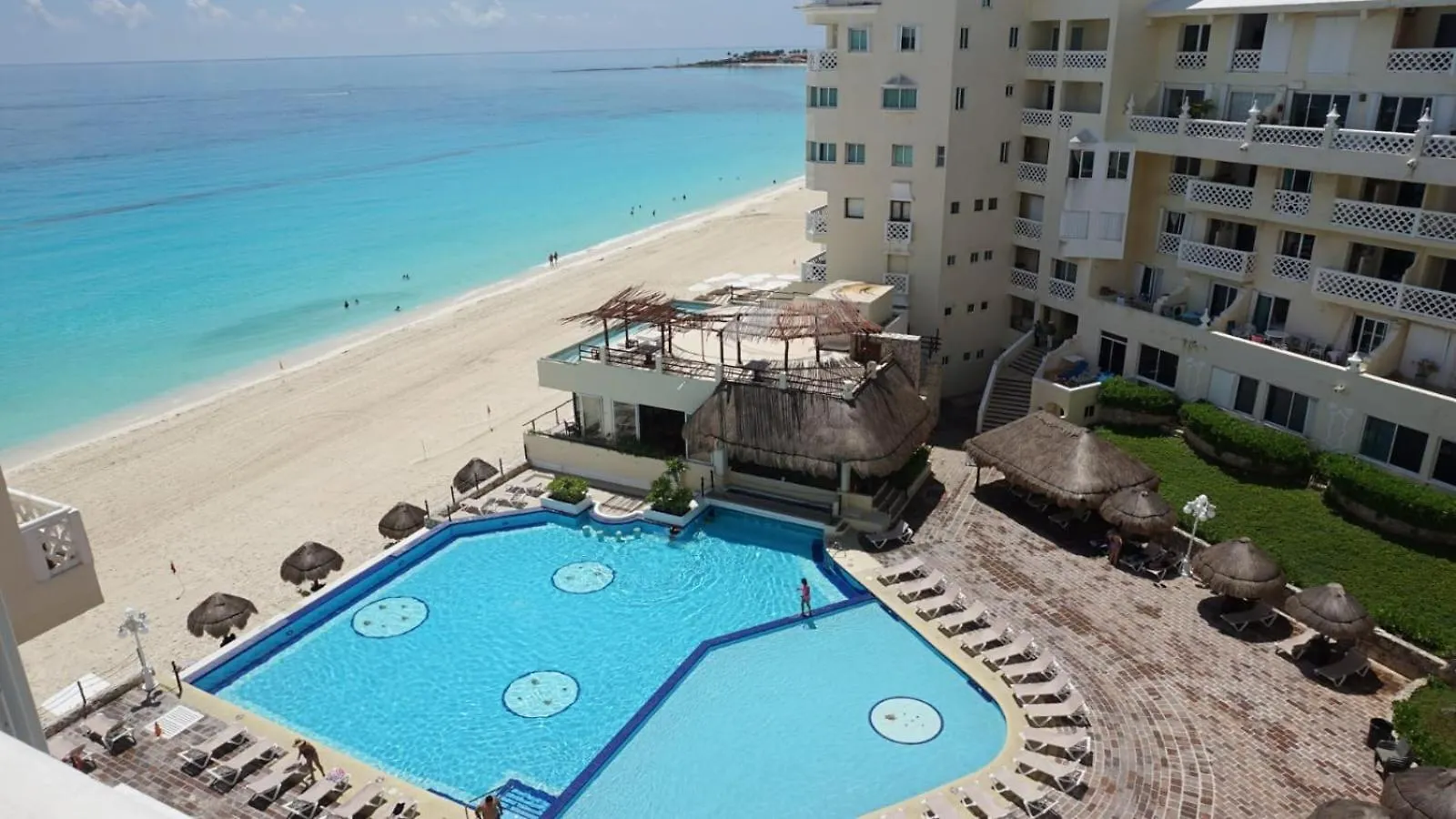 Cancun Plaza By Andiani Travel Apartment