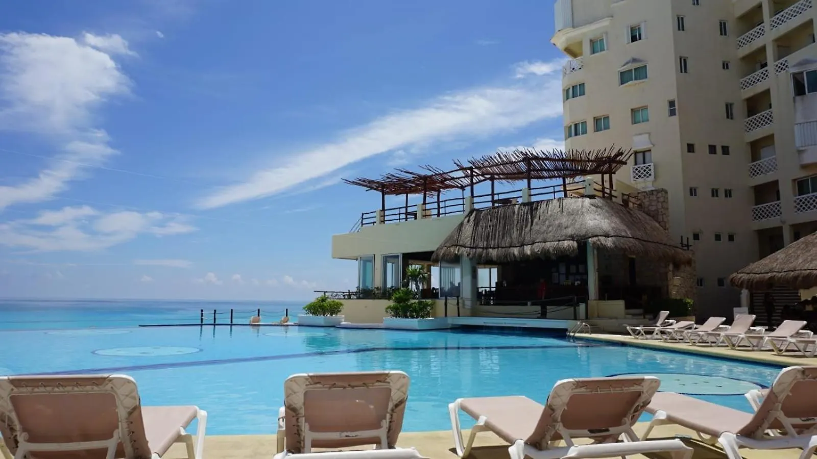 Cancun Plaza By Andiani Travel Apartment