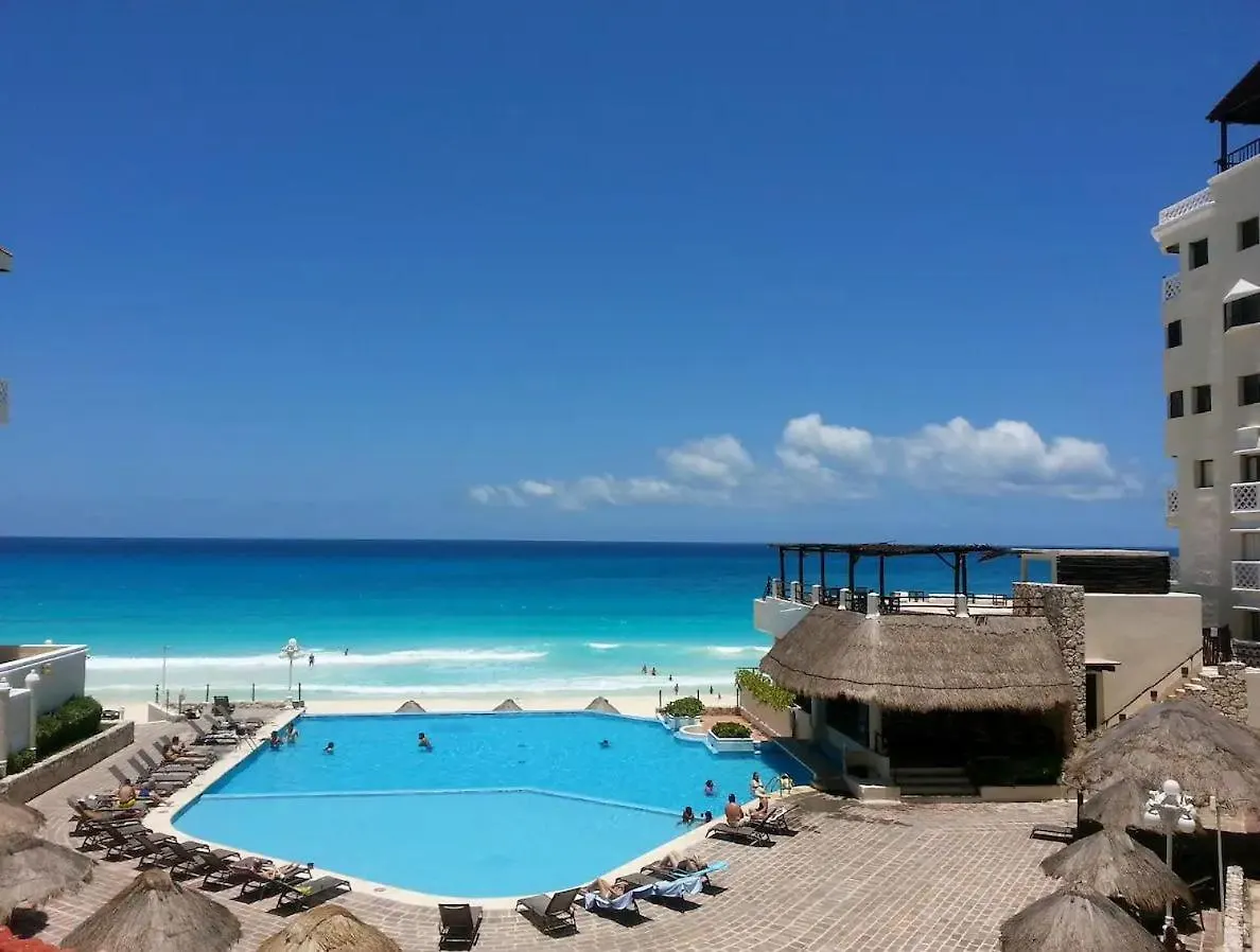Cancun Plaza By Andiani Travel Apartment